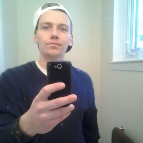 Meet your Posher, Andrew - Picture 1 of 1